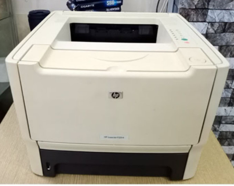 پرینتر لیزری استوک مدل اچ پی hp P2014